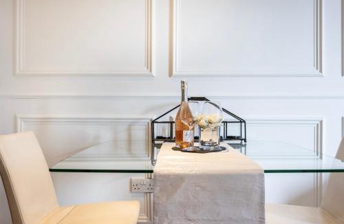 Redcliffe Apartment | Chelsea Apartments