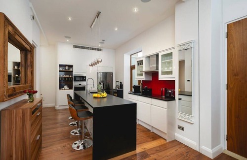 Redcliffe Apartment | Chelsea, London 🏡 Luxury 3-Bedroom Serviced Apartment