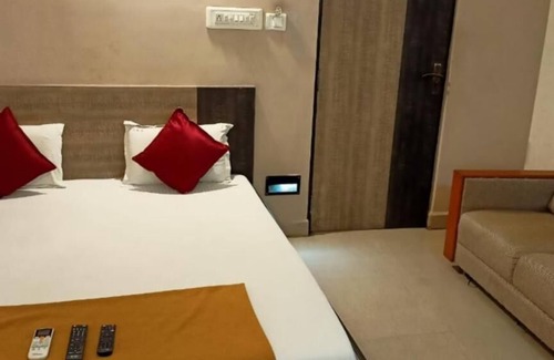Koyambedu House | Chennai guest house