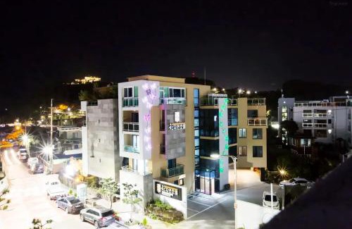 Songsan-dong Hotel | Cheonjiyeon Hotel