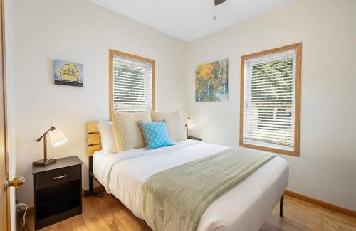 West Side House | Cherokee Park Family Escape