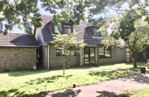 Layer Marney Villa | Cherry Cottage