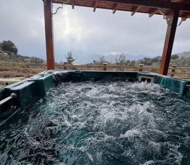 Vasa Koilaniou House | Cherry Holiday House