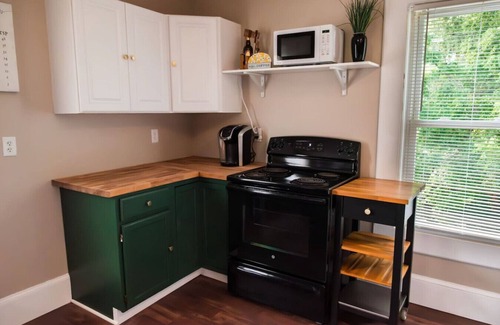 Massillon Apartment | Cherry Road Play Stay