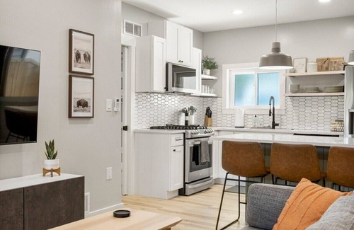 Cherry Street House | Cherry Street Getaway