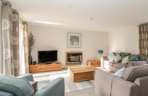 Norwich House | Cherry Tree Cottage