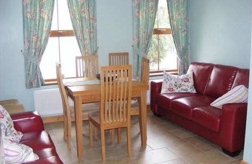 Craigavon Cottage | Cherry Tree Cottage Hillsborough - Moira