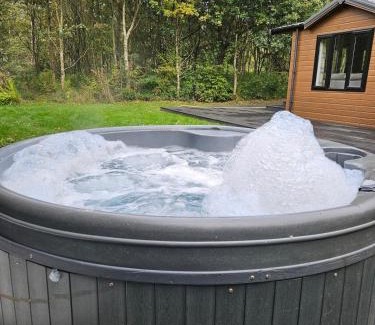 Denstone House | Cherry Tree Lodge with Hot Tub near Alton Towers