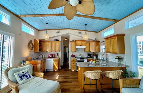 Stevensville Boat Rental | Chesapeake Houseboat Getaway on Kent Island, Maryland