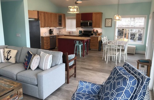 Crisfield House | Chesapeake Waterfront with Private Dock in Crisfield, Maryland