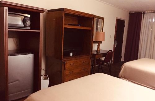 Morningside-Lenox Park Hotel | Cheshire Motor Inn