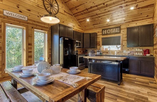 Chalet Village North Cabin | ✨ Chesnut Ridge, Beautiful Mountain Cabin in the Best Location 🏅