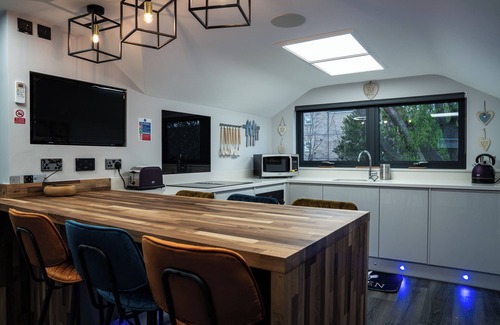 Ossett Apartment | Chestnut retreat a stunning Annex apartment