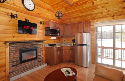 Bethlehem Cabin | Chestnut Studio: Cozy Lakefront Cabin Retreat