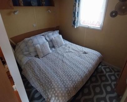 Saint-Loup House | Chez Elvis et Agnès, logement climatisé