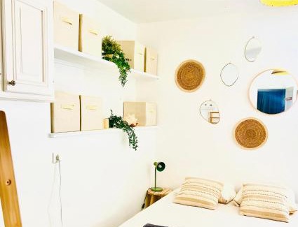 Ussel Apartment | Chez gaillard petit studio sans cuisine entièrement rénové au calme