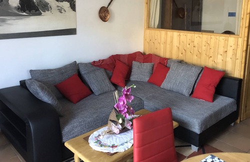 Villar-Saint-Pancrace Apartment | Chez Madeleine - Large T1 Mountain view