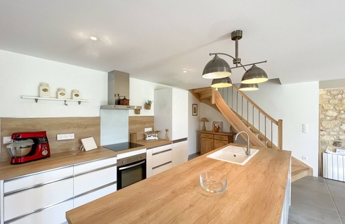 Montdragon House | Chez mamie