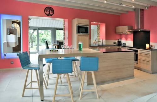 Plestan House | Chez Marie-Céline - Maison avec jacuzzi à 20 min du Val André