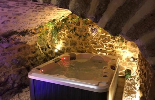 Chirols Bed & Breakfast | Chez Marinou