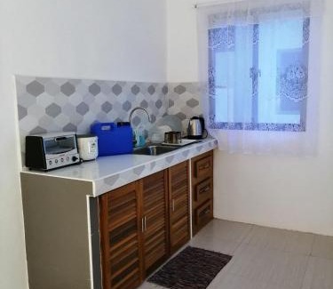 Valencia House | Chez Melanie Valencia Dumaguete GetAway