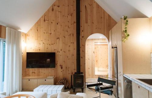 Saint-Valere Ski Chalet | Chez Pedro