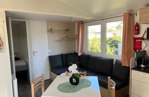 Gastes Apartment | CHEZ PHIL