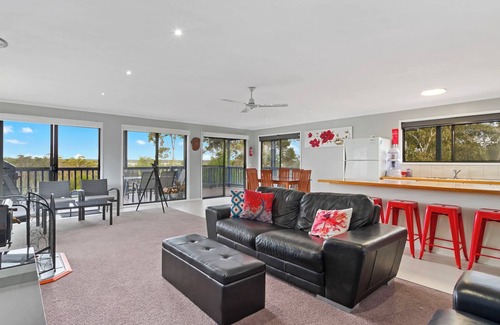 Loch Sport House | Chez Reeve - 6 National Park Road, Loch Sport