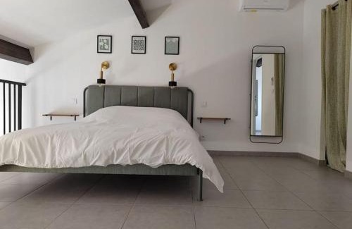 Fos-sur-Mer Apartment | Chez Roberto/Jardin/Parking