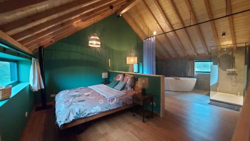 Sainte-Cecile House | Chez Rosé
