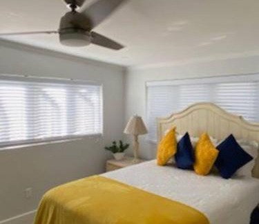 Stapledon Gardens Apartment | Chez Rose Bungalow
