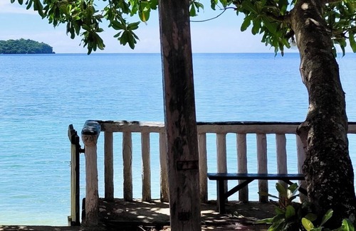 Naval Bed & Breakfast | chezmamang.fr All-inclusive authentic stay on a hidden island in the Philippines