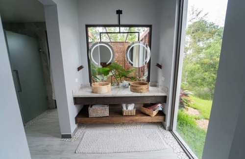 Negroman Villa | Chial Villa 14 Overlooking Macal River Valley