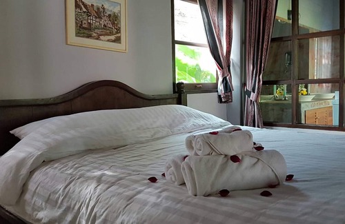 Nong Kwai Hotel | Chiangmai Royal Creek