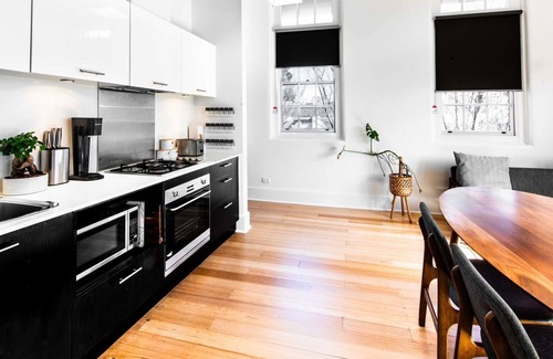 Parkville Apartment | Chic 1BR Apartment in Peaceful Parkville