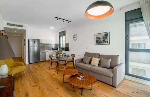 Tel Aviv Promenade Apartment | Chic 1BR Ben Yehuda by Holiday Rentals SAFE ROOM