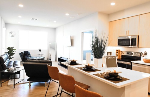 Desert Ridge Apartment | Chic 2-bedroom apartment with WiFi, fitness room in superb Scottsdale location