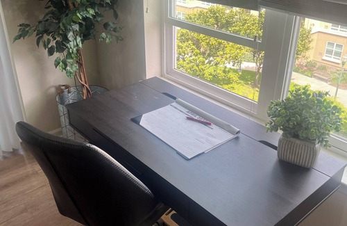 San Bruno Apartment | Chic 2-bedroom apartment with WiFi, AC in marvelous San Bruno 5 min from SFO