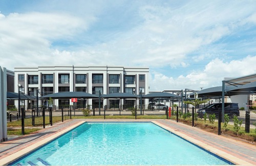 Gaborone Apartment | Chic 2-bedroom apartment with AC, WiFi in central Gaborone