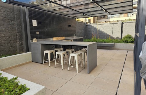Nunoa Apartment | Chic 2-bedroom apartment with pool, gym, wifi and excellent location in Ñuñoa.