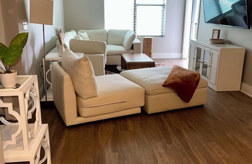 Sandy Springs Apartment | Chic 2-bedroom deluxe apartment with king beds, large Tvs, and a fitness center.