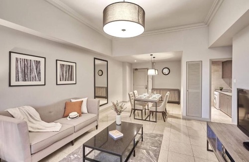 Somerset Apartment | Chic 2 BR at Penang Rd, 10 mins walk from Dhoby Ghaut MRT