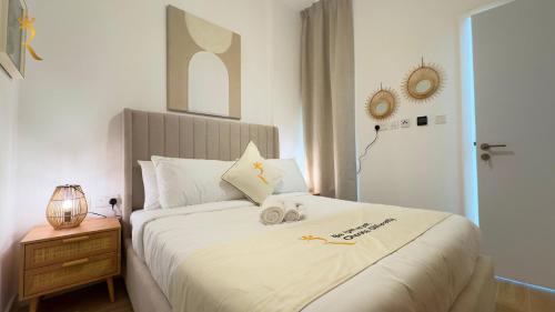 Masdar City Apartment | Chic 2BR Oasis - Stylish Masdar City Escape Near Masdar Park & City Centre