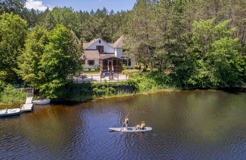 Amherst Ski Chalet | Chic Antique & Spa
