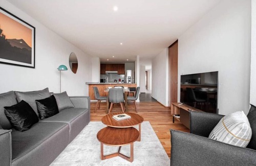 La Condesa Apartment | Chic Apartment in Condesa with balcony and park view