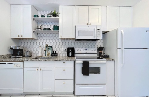 Oakland Park Villa | Chic Boho Paradise: Las Olas
