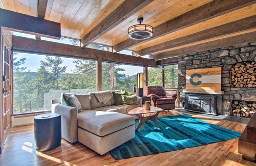 Boulder House | Chic Boulder Mountain Home with Hot Tub and Views