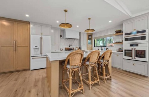 Olde Carlsbad House | Chic Carlsbad Coastal Stay: Close to Beach/Village