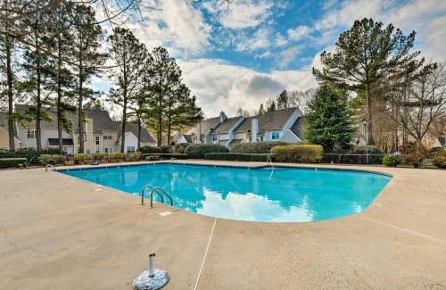 Charlotte House | Chic Charlotte Townhome with Community Pool