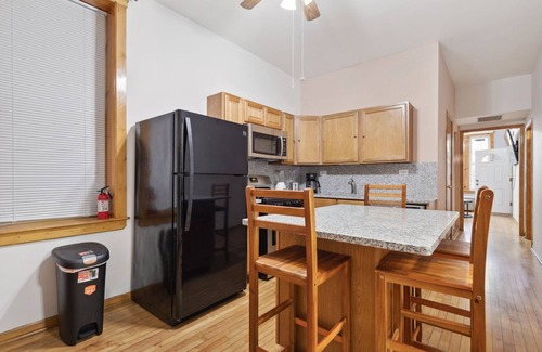 Little Village House | Chic Chicago Retreat (2-Bedroom Home) by RedAwning